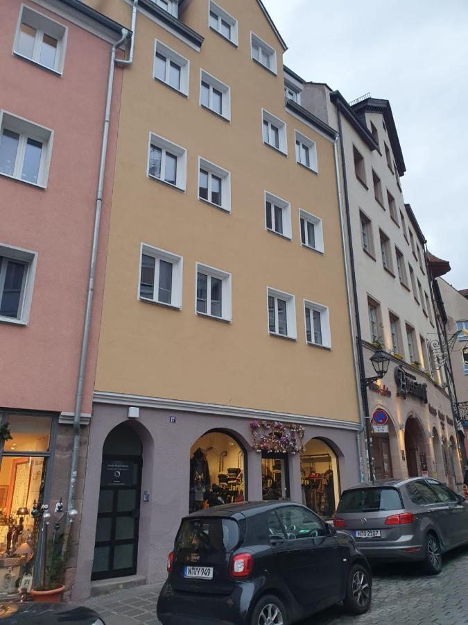 White Pearl 2 Nürnberg